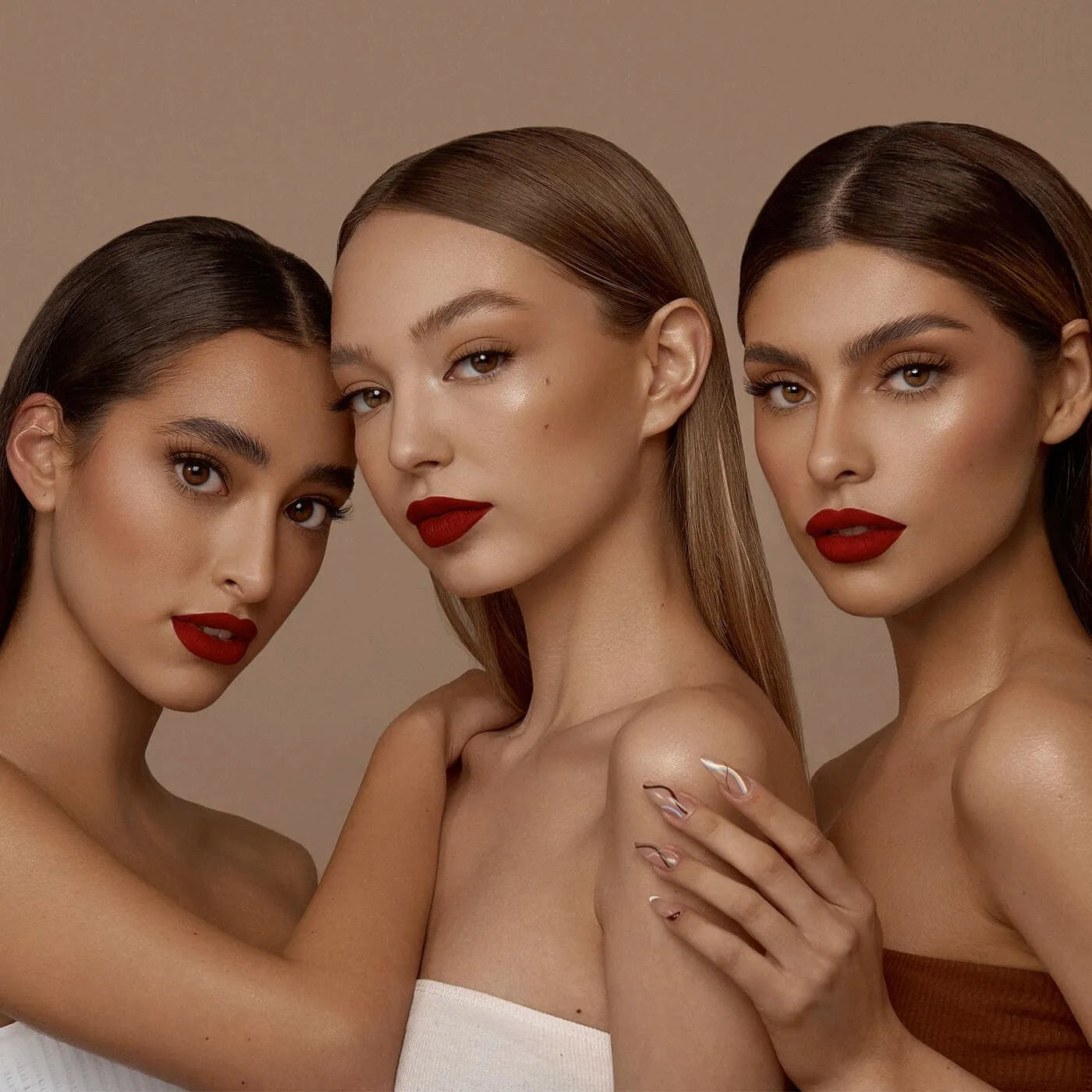 MAQUILLAJE LÍQUIDO ARANTZA - MAKE IT HAPPEN!