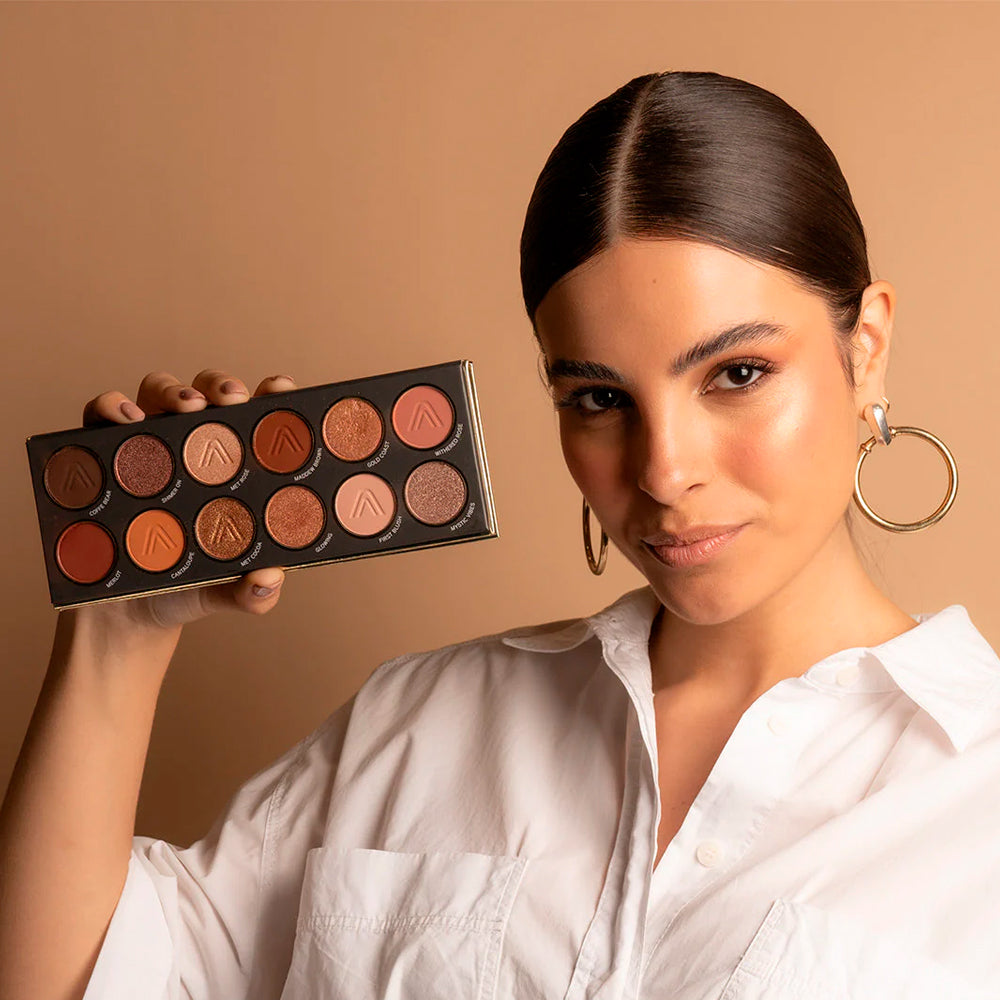 PALETA DE SOMBRAS ATENEA 1ST SCENE C/12 TONOS